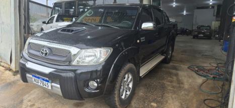 TOYOTA Hilux Caminhonete 3.0 4P 4X4 SRV TURBO DIESEL CABINE DUPLA AUTOM�TICO, Foto 2