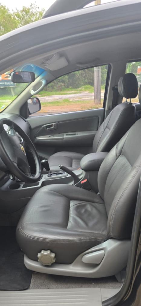 TOYOTA Hilux Caminhonete 3.0 4P 4X4 SRV TURBO DIESEL CABINE DUPLA LIMITED EDITION AUTOM�TICO, Foto 3