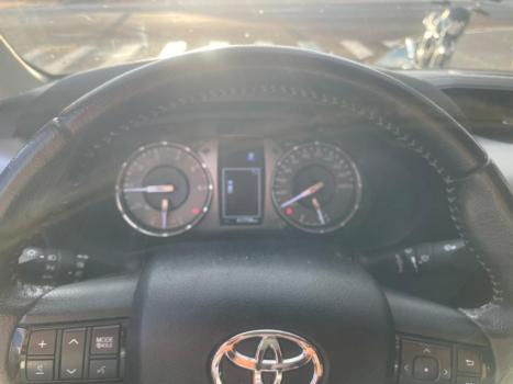 TOYOTA Hilux Caminhonete 2.7 16V 4P SRV FLEX 4X4  CABINE DUPLA AUTOM�TICO, Foto 3
