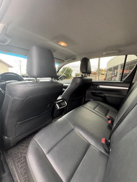 TOYOTA Hilux Caminhonete 3.0 16V 4P 4X4 SRV TURBO DIESEL, Foto 10