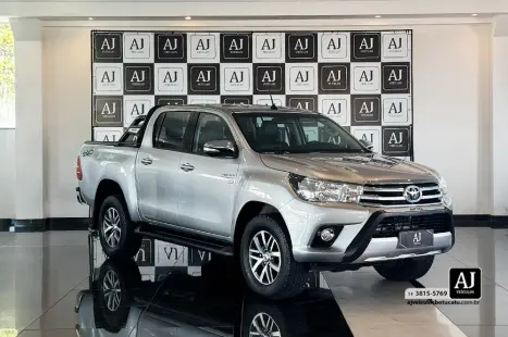 TOYOTA Hilux Caminhonete 2.7 16V 4P SRV FLEX 4X4  CABINE DUPLA AUTOM�TICO, Foto 3