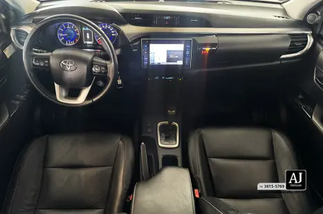 TOYOTA Hilux Caminhonete 2.7 16V 4P SRV FLEX 4X4  CABINE DUPLA AUTOM�TICO, Foto 10