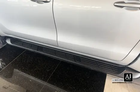 TOYOTA Hilux Caminhonete 2.7 16V 4P SRV FLEX 4X4  CABINE DUPLA AUTOM�TICO, Foto 18