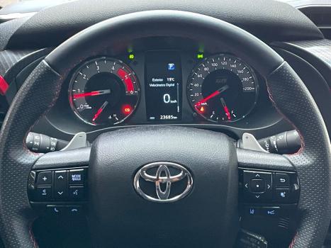 TOYOTA Hilux Caminhonete 2.8 16V GR SPORT 4X4 TURBO DIESEL CABINE DUPLA AUTOM�TICO, Foto 9