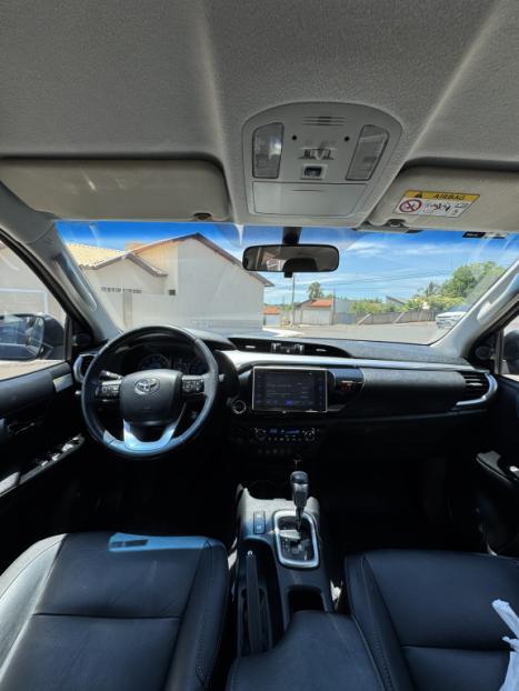 TOYOTA Hilux Caminhonete 2.8 16V SRX 4X4 TURBO DIESEL CABINE DUPLA AUTOM�TICO, Foto 7