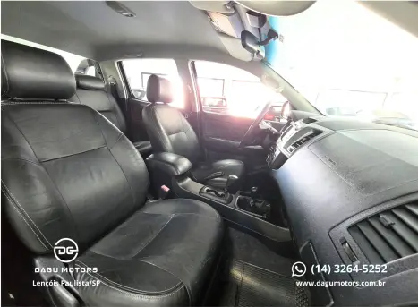 TOYOTA Hilux Caminhonete 3.0 4P 4X4 SRV TURBO DIESEL TOP CABINE DUPLA AUTOM�TICO, Foto 7