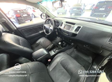 TOYOTA Hilux Caminhonete 3.0 4P 4X4 SRV TURBO DIESEL TOP CABINE DUPLA AUTOM�TICO, Foto 8