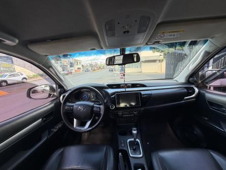 TOYOTA Hilux Caminhonete 2.8 16V SRV 4X4 DIESEL CABINE DUPLA AUTOM�TICO, Foto 5