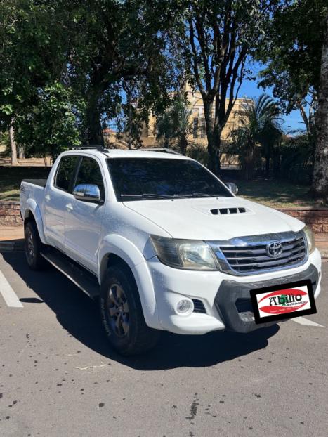 TOYOTA Hilux Caminhonete 3.0 4P 4X4 SRV TURBO DIESEL CABINE DUPLA, Foto 3