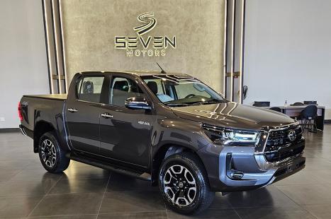 TOYOTA Hilux Caminhonete 2.8 16V SRX 4X4 DIESEL CABINE DUPLA AUTOM�TICO, Foto 5