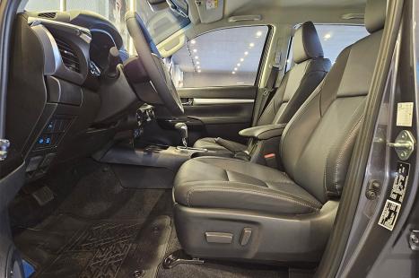 TOYOTA Hilux Caminhonete 2.8 16V SRX 4X4 DIESEL CABINE DUPLA AUTOM�TICO, Foto 16