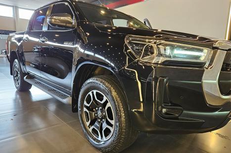 TOYOTA Hilux Caminhonete 2.8 16V SRX 4X4 TURBO DIESEL CABINE DUPLA AUTOM�TICO, Foto 9