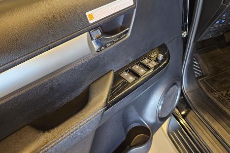 TOYOTA Hilux Caminhonete 2.8 16V SRX 4X4 TURBO DIESEL CABINE DUPLA AUTOM�TICO, Foto 16