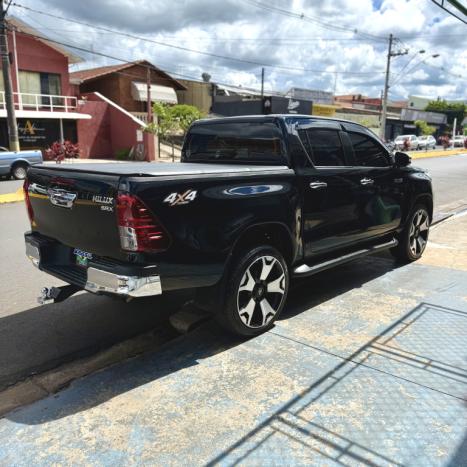 TOYOTA Hilux Caminhonete 2.8 16V SRX 4X4 TURBO DIESEL CABINE DUPLA AUTOM�TICO, Foto 5