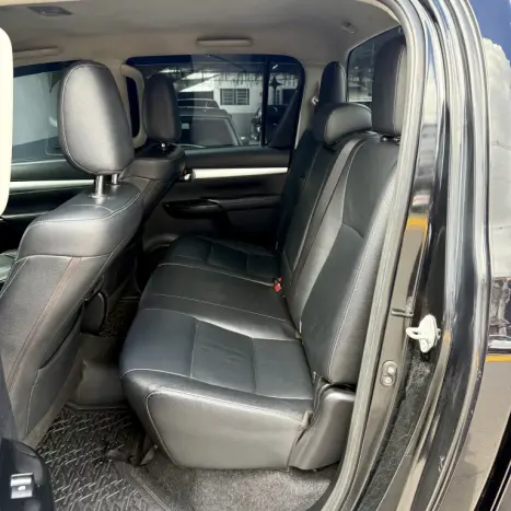 TOYOTA Hilux Caminhonete 2.8 16V SRX 4X4 TURBO DIESEL CABINE DUPLA AUTOM�TICO, Foto 12