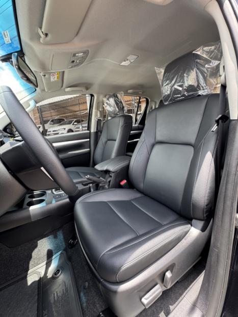 TOYOTA Hilux Caminhonete 2.8 16V SRV 4X4 DIESEL CABINE DUPLA AUTOM�TICO, Foto 11
