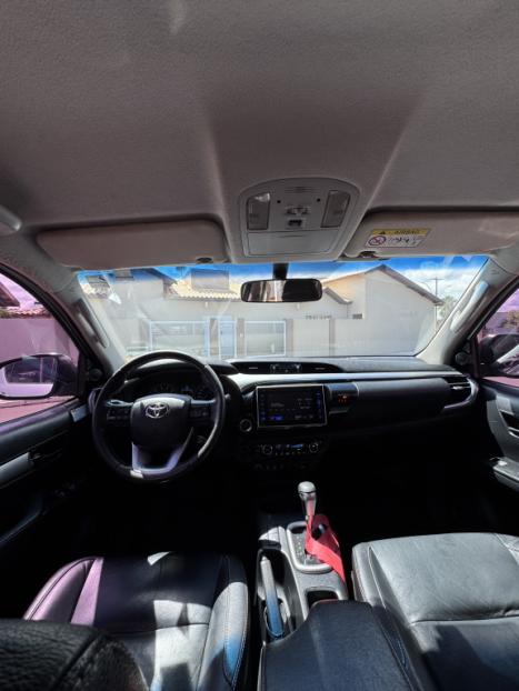 TOYOTA Hilux Caminhonete 2.8 16V 4P SRX DIESEL CABINE DUPLA, Foto 8