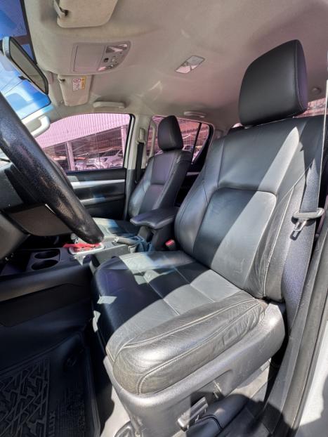 TOYOTA Hilux Caminhonete 2.8 16V 4P SRX DIESEL CABINE DUPLA, Foto 10