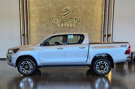 TOYOTA Hilux Caminhonete 3.0 16V 4P 4X4 SRV TURBO DIESEL CABINE DUPLA AUTOM�TICO, Foto 2
