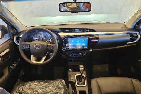 TOYOTA Hilux Caminhonete 3.0 16V 4P 4X4 SRV TURBO DIESEL CABINE DUPLA AUTOM�TICO, Foto 15