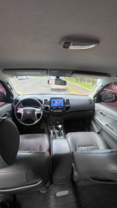TOYOTA Hilux Caminhonete 2.7 16V 4P FLEX STD 4X4 CABINE DUPLA, Foto 2
