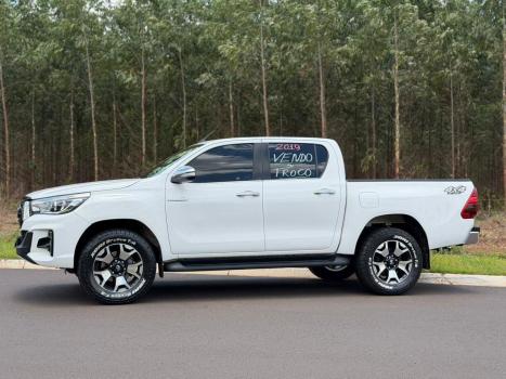 TOYOTA Hilux Caminhonete 2.8 16V SRX 50 ANOS 4X4 TURBO DIESEL CABINE DUPLA AUTOM�TICO, Foto 1
