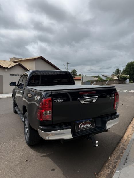 TOYOTA Hilux Caminhonete 2.8 16V 4P SRX DIESEL CABINE DUPLA, Foto 4