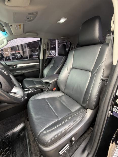 TOYOTA Hilux Caminhonete 2.8 16V 4P SRX DIESEL CABINE DUPLA, Foto 10