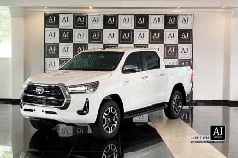TOYOTA Hilux Caminhonete 2.8 16V SRV 4X4 DIESEL CABINE DUPLA AUTOM�TICO, Foto 1