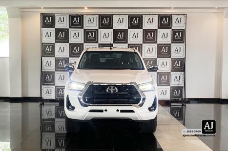 TOYOTA Hilux Caminhonete 2.8 16V SRV 4X4 DIESEL CABINE DUPLA AUTOM�TICO, Foto 2