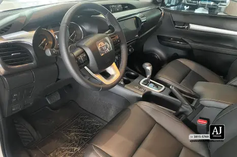 TOYOTA Hilux Caminhonete 2.8 16V SRV 4X4 DIESEL CABINE DUPLA AUTOM�TICO, Foto 9