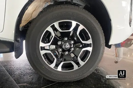 TOYOTA Hilux Caminhonete 2.8 16V SRV 4X4 DIESEL CABINE DUPLA AUTOM�TICO, Foto 21