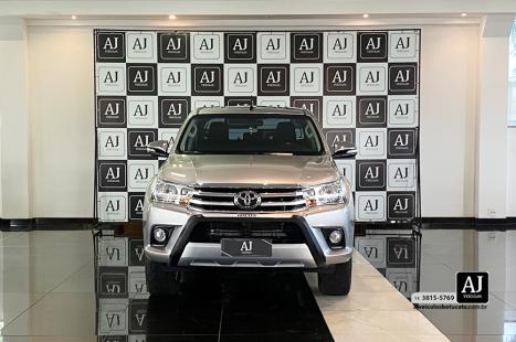 TOYOTA Hilux Caminhonete 2.7 16V 4P SRV FLEX CABINE DUPLA AUTOM�TICO, Foto 2