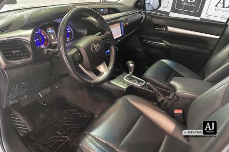 TOYOTA Hilux Caminhonete 2.7 16V 4P SRV FLEX CABINE DUPLA AUTOM�TICO, Foto 9