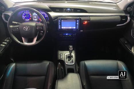 TOYOTA Hilux Caminhonete 2.7 16V 4P SRV FLEX CABINE DUPLA AUTOM�TICO, Foto 10
