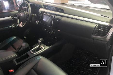 TOYOTA Hilux Caminhonete 2.7 16V 4P SRV FLEX CABINE DUPLA AUTOM�TICO, Foto 11