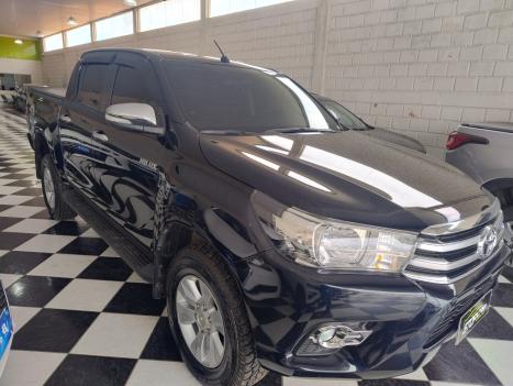 TOYOTA Hilux Caminhonete 2.8 16V SRV 4X4 DIESEL CABINE DUPLA AUTOM�TICO, Foto 3