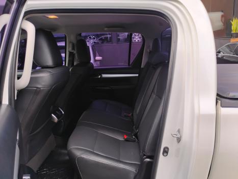TOYOTA Hilux Caminhonete 2.8 16V SRX 4X4 DIESEL CABINE DUPLA AUTOM�TICO, Foto 10
