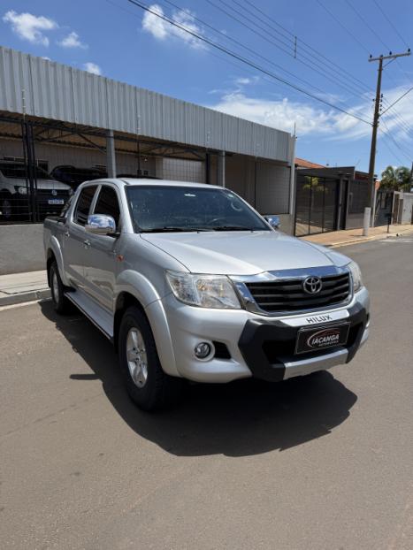 TOYOTA Hilux Caminhonete 2.7 16V 4P SR FLEX CABINE DUPLA, Foto 1