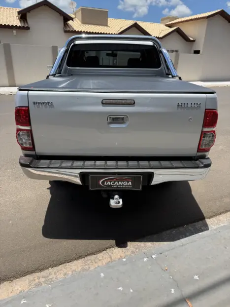 TOYOTA Hilux Caminhonete 2.7 16V 4P SR FLEX CABINE DUPLA, Foto 6