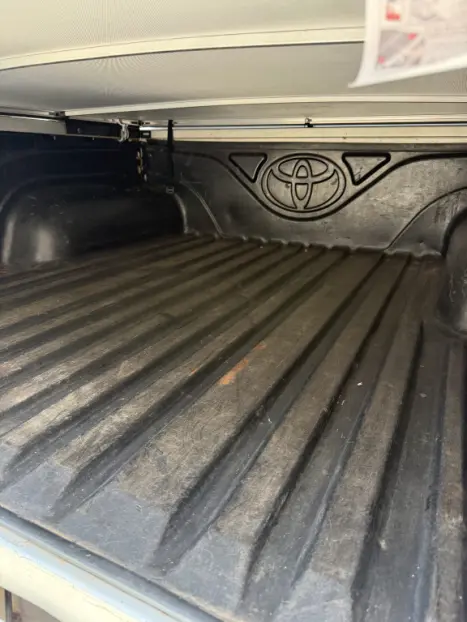 TOYOTA Hilux Caminhonete 2.7 16V 4P SR FLEX CABINE DUPLA, Foto 7