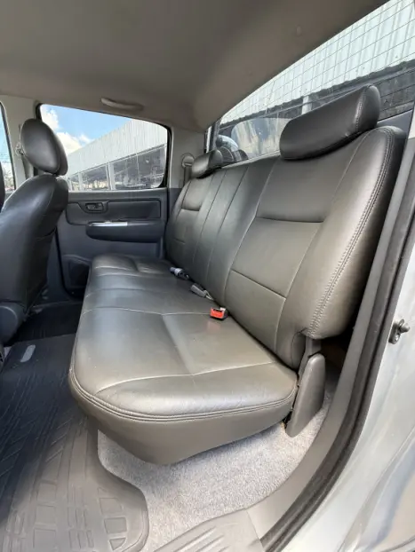 TOYOTA Hilux Caminhonete 2.7 16V 4P SR FLEX CABINE DUPLA, Foto 13
