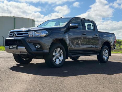 TOYOTA Hilux Caminhonete 2.8 16V SRV 4X4 DIESEL CABINE DUPLA AUTOM�TICO, Foto 3
