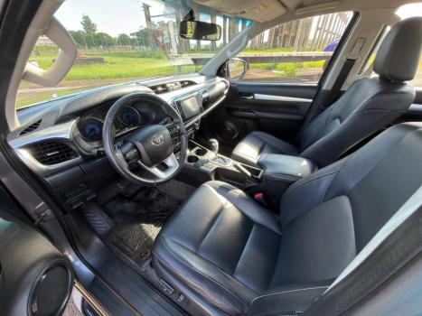 TOYOTA Hilux Caminhonete 2.8 16V SRV 4X4 DIESEL CABINE DUPLA AUTOM�TICO, Foto 9