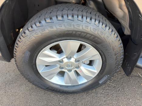 TOYOTA Hilux Caminhonete 2.8 16V SRV 4X4 DIESEL CABINE DUPLA AUTOM�TICO, Foto 14