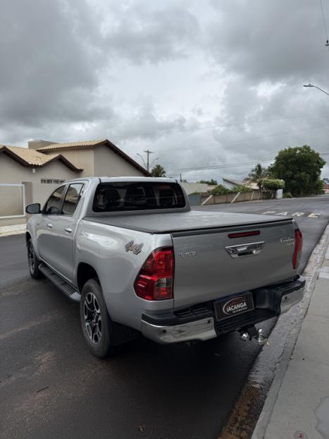 TOYOTA Hilux Caminhonete 2.8 16V SRV 4X4 DIESEL CABINE DUPLA AUTOM�TICO, Foto 5