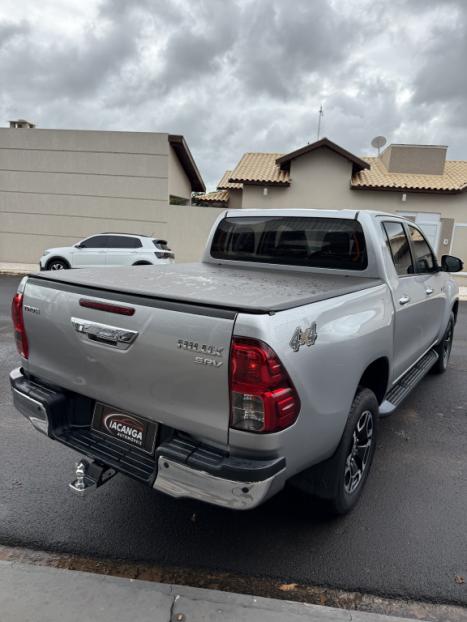 TOYOTA Hilux Caminhonete 2.8 16V SRV 4X4 DIESEL CABINE DUPLA AUTOM�TICO, Foto 6