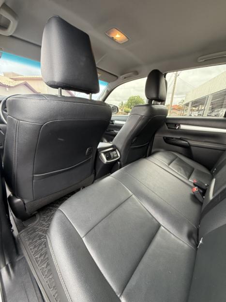 TOYOTA Hilux Caminhonete 2.8 16V SRV 4X4 DIESEL CABINE DUPLA AUTOM�TICO, Foto 11