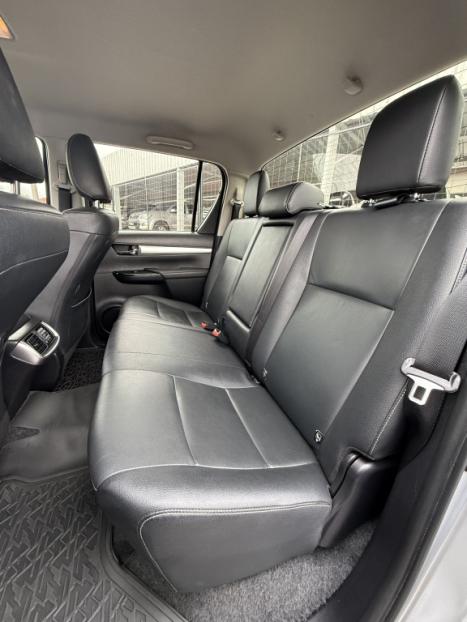 TOYOTA Hilux Caminhonete 2.8 16V SRV 4X4 DIESEL CABINE DUPLA AUTOM�TICO, Foto 12