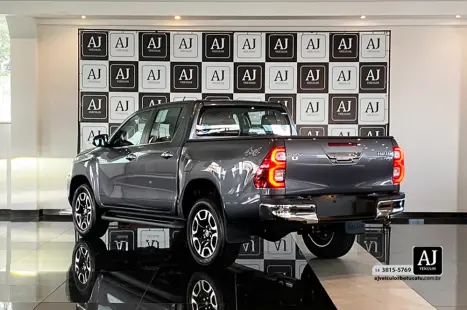 TOYOTA Hilux Caminhonete 2.8 16V SRX 4X4 TURBO DIESEL CABINE DUPLA AUTOM�TICO, Foto 6